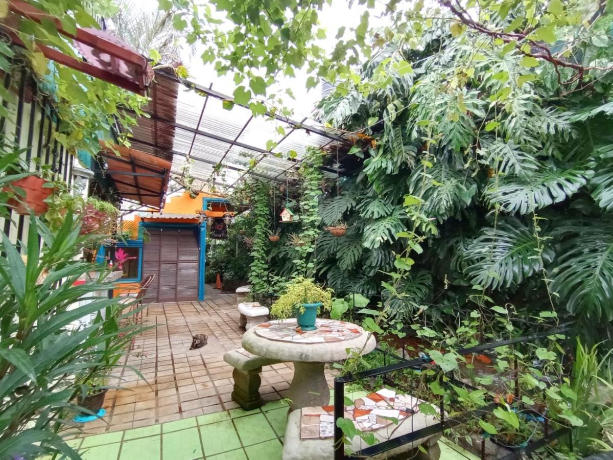 Nirvana Apartament Hostal Río Segundo Εξωτερικό φωτογραφία